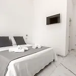 La Corte Dei Pozzi Bed and Breakfast 3*